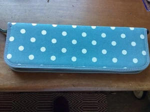 Knitting needle holder - Picture 1 of 2