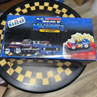 Action Muscle Machines '69 Camaro Z/28 #24 Jeff Gordon DuPont 1:18 Scale 2004 - Image 1 of 3