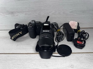 Sony DSC-F828 Cyber-Shot Digital Camera Carl Zeiss Lens| Black|Carry Bag| Japan - Picture 1 of 14