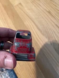 Vintage Tootsie Toy Red Semi Tractor Truck Cab No Trailer Chicago 24 U.S.A. 3.5” - Picture 1 of 4