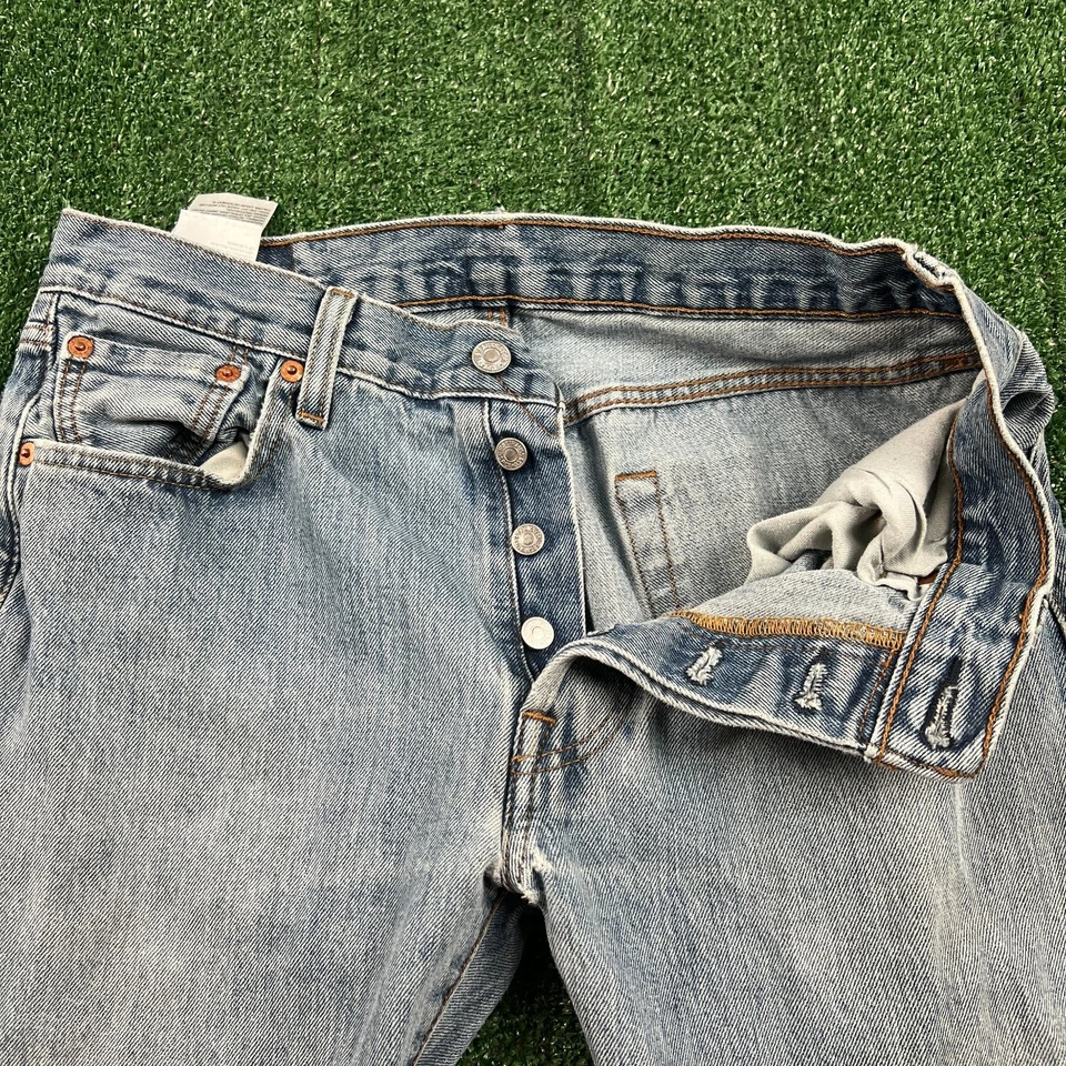 Jeans Levi's 501 Red Tab Para Hombre 30x32" Azul Claro Denim Botón Mosca Recto Foto 1 de 4