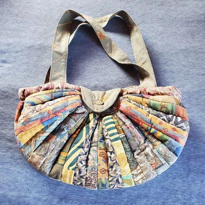 Vintage Fabric Quilted Tote Bag Shoulder/Hand-held Straps Multicolor Boho Medium - Image 1 of 4