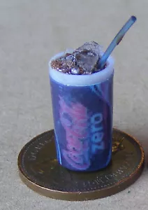 1:12 Scale Coke Zero Drink With Ice & A Straw Tumdee Dolls House Coca Cola Label - Picture 1 of 2