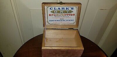 Vintage Clark's Spool Cotton Box Velvet & Wood • 24.99$