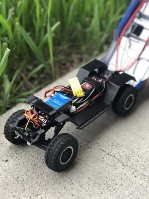 SCX24 Gladiator Inner Fenders - Image 1 of 4