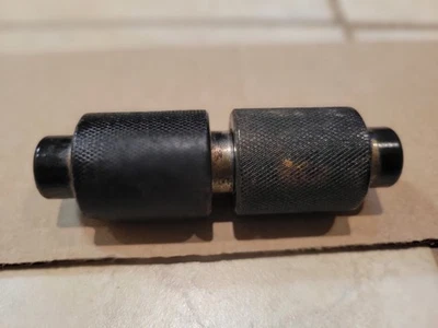 Soloflex Threaded Butterfly Hanger Pin - Image 1 of 3