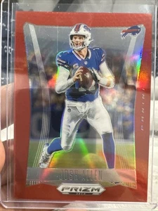 Fútbol americano Panini Prizm DECA 2024 #28 Josh Allen rojo Prizm/199 Buffalo Bills MVP - Imagen 1 de 2