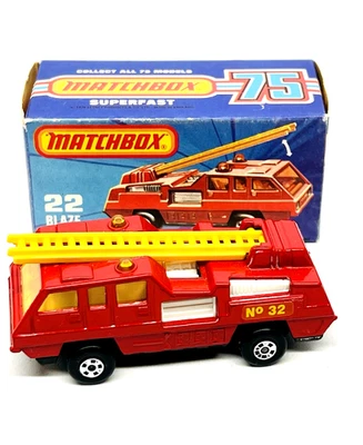 Matchbox Lesney Superfast 22 Blaze Buster red, orange ladder, "32" labels , mib! - Image 1 of 3