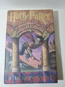 Harry Potter & The Sorcerer's Stone Hardcover Book 22nd Printing No Year Cover - Picture 1 of 4