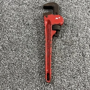 Alltrade Heavy-Duty Straight Pipe Wrench 10" 10-inch Plumbing Wrench Red Used - Picture 1 of 5