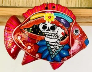 Beautiful Mexican FISH Folk Art Talavera Pottery Hand Painted Day of the Dead #1 - Picture 1 of 4