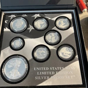 2018 US Mint Limited Edition Silver Proof 8-Coin Set - Complete w/ OGP No COA - Bild 1 von 3