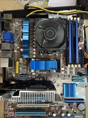 ASUS M4A785TD-V EVO Mainboard + AMD Phenom II X4 955 + 8GB DDR3 RAM + Kühler - Bild 1 von 3