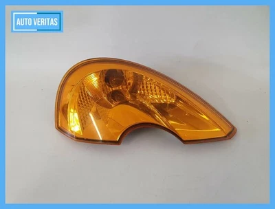 The original turn signal on the right Headlight 04-08 22816498B Renault Mode I 1 - Image 1 of 4