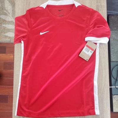 Camiseta básica de fútbol unisex Nike para niños, juvenil grande, roja, nueva con etiquetas Foto 1 de 4