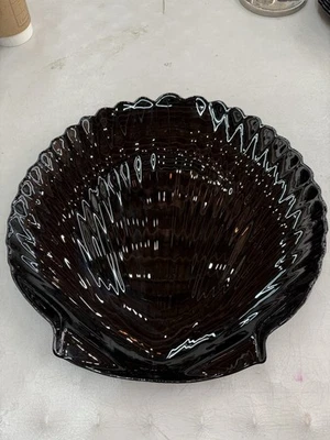 Plato de servir vintage Arcoroc Coquillage de vidrio negro concha marina 12,75" Francia Foto 1 de 4