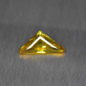 0.48Ct Trillion_Word Lustrous Unheated Yellow Titanite Sphene - Picture 1 of 1