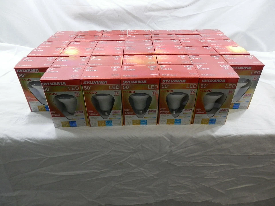40 NEW Sylvania LED Flood Light Bulb R20 6.5w (50w repl) Premium Dimmable 3000K - Image 1 of 4