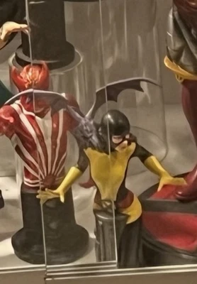 Busto de Kitty Pryde Estatua Bowen Designs 2007 X-Men Marvel Comics ENVÍO GRATUITO Foto 1 de 4