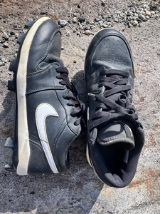 Air Jordan 1 Retro schwarz weiß Baseball Fußballschuhe Größe 8,5 - Bild 1 von 9