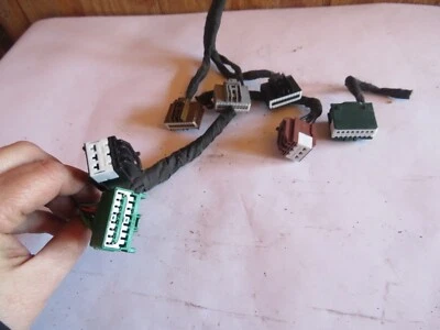 2011 GMC ACADIA DENALI SEAT CONTROL MODULE PIGTAILS - Image 1 of 2