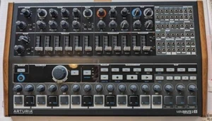 Arturia Minibrute 2S Semi-Modular Synth Up to 64 step sequencer Fully Working - Picture 1 of 7