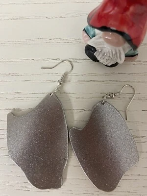 Orecchini Pendenti Donna Argento In PVC Idea Regalo Design Creazione Artigianale - Immagine 1 di 2