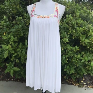 NWT Lilly Pulitzer Lorna White Embroidered Flowy Sleeveless Dress Size Medium - Picture 1 of 12