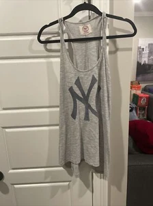 47 BRAND NEW YORK YANKEES TANK SHIRT: FLARES OUT FOR FUN!   GREY/BLUE NY EUC - Picture 1 of 3