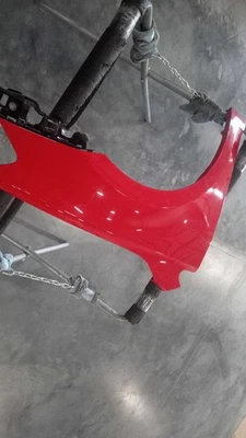 Guardabarros delantero derecho usado se adapta a: Volkswagen Golf 2016 delantero derecho grado A Foto 1 de 4