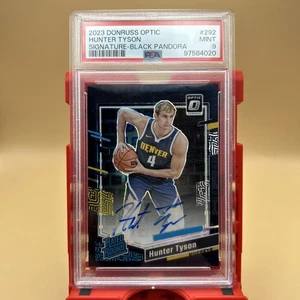 2023-24 Optic Rated Rookie Hunter Tyson Black Pandora On Card Auto 8/25 PSA 9 - Picture 1 of 4