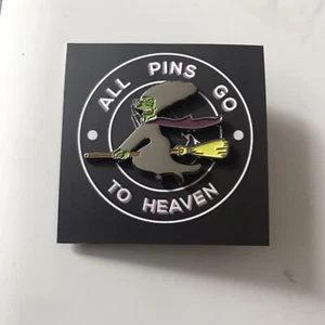 Marge Simpson Witch Soft Enamel Pin Treehouse Of Horror Easy Bake Coven Simpsons - Picture 1 of 5