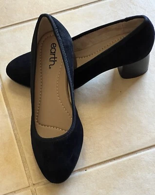 Earth Rellia Black Suede Short Block (2") Heel, size 7, Comfort Sole - Image 1 of 4