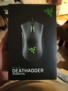 Razer DeathAdder Essential Gaming Mouse, Black - True 6,400 DPI Optical Sensor - Picture 1 of 1