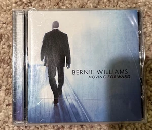 Moving Forward - Bernie Williams CD - Bild 1 von 3