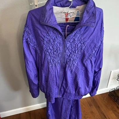 Traje de chándal púrpura años 80 Pan Asia chaqueta pantalones grandes.  Cortavientos vintage años 90 Foto 1 de 4