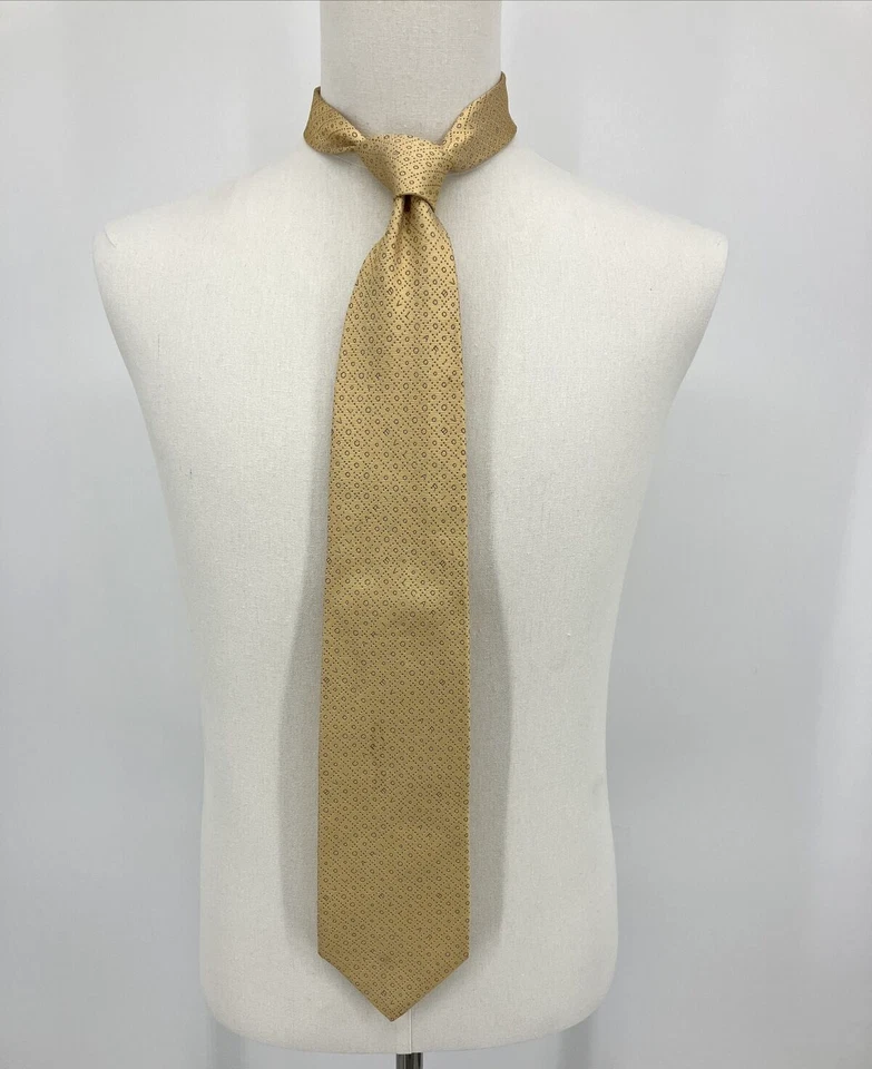 Corbata tejida Bvlgari 7 pliegues amarillo logo 3,75"" ancho Foto 1 de 4