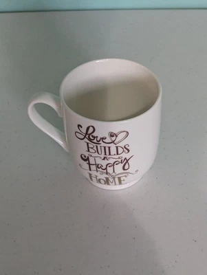 Taza Pfaltzgraff Love Builds A Happy Home Taza Foto 1 de 4