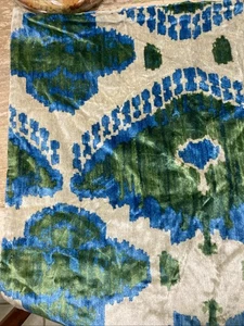 Funda de almohada Pottery Barn azul verde terciopelo farsa 24x24 - Imagen 1 de 5
