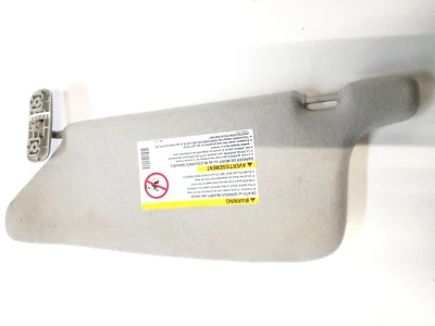 Chevrolet Colorado 2004-2011 pasajero derecho parasol gris usado OEM Foto 1 de 4