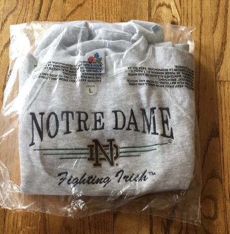 NEW  Notre Dame Fighting Irish Sweatshirt Crewneck Youth Size L Gray In Bag Cover