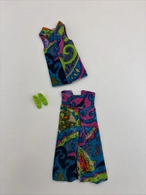 Vintage 1971-72 Barbie #1057 Mod Groovin’ Gauchos Pants & Vest Lime Green Shoes - Image 1 of 4