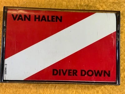 R7-92 VAN HALEN Diver Down .. 1982 .. CASSETTE - Image 1 of 4
