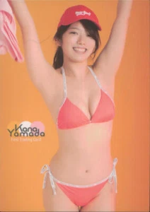 FIRST TRADING CARD IDOL BIKINI GRAVURE JAPANESE KANA YAMADA CARD #7 - Picture 1 of 2