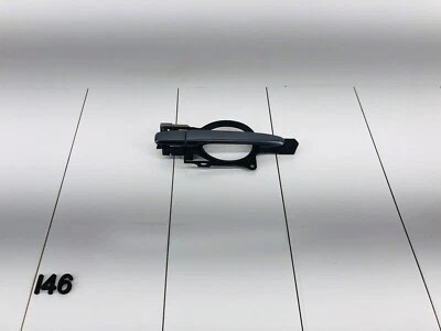 07-20 MITSUBISHI OUTLANDER MANIJA PUERTA EXTERIOR DELANTERA DERECHA GRIS GRAFITO OEM Foto 1 de 4