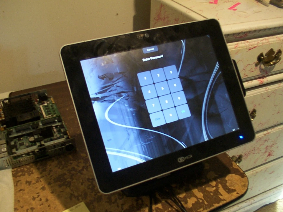 NCR 7761-3000-8800 POS Terminal w/ Card Reader 7761 7761-3xxx-xxxx (and others) - Image 1 of 1