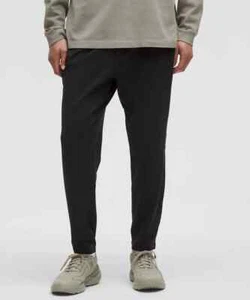 NEU lululemon weiche Jersey Tapered Hose Regular schwarz. Wählen Sie Ihre Größe. Neu mit Etikett - Bild 1 von 5