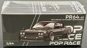 Pop Race Nissan Skyline GT-R V8 Drift Hakosuka Dark Chrome 1:64 PR640097 - Bild 1 von 3