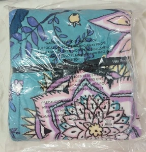 Vera Bradley Fleece Throw Peacock Garden - Picture 1 of 3