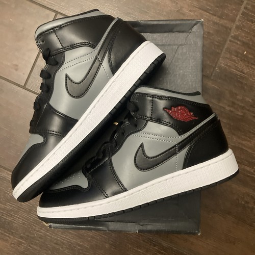 Taglia 5 5 (GS) Jordan 1 Mid Shadow